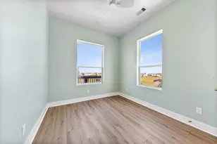 4026 5th St, Galveston, TX 77554 - Photo 17