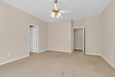 10 W Foxbriar Forest Circle, The Woodlands, TX 77382 - Photo 17