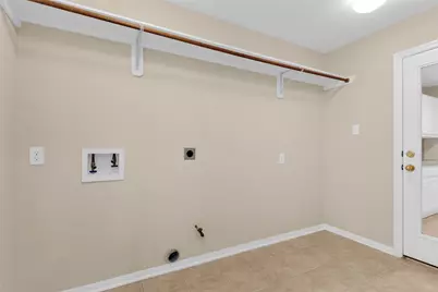 10 W Foxbriar Forest Circle, The Woodlands, TX 77382 - Photo 27