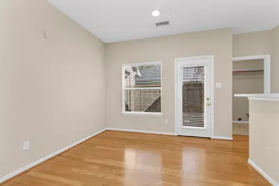 10 W Foxbriar Forest Circle, The Woodlands, TX 77382 - Photo 15