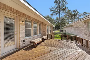 10 W Foxbriar Forest Cir, The Woodlands, TX 77382 - Photo 31