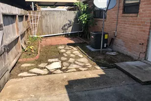 3332 Burke Rd, Pasadena, TX 77504 - Photo 11