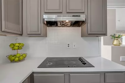 22 Cedar Chase Place, The Woodlands, TX 77381 - Photo 15