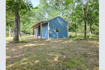 437 E Lumbermans Road, Onalaska, TX 77360 - Photo 15