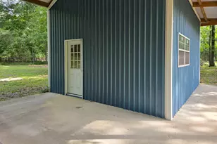 437 E Lumbermans Rd, Onalaska, TX 77360 - Photo 3