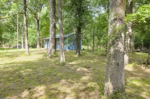 437 E Lumbermans Rd, Onalaska, TX 77360 - Photo 15