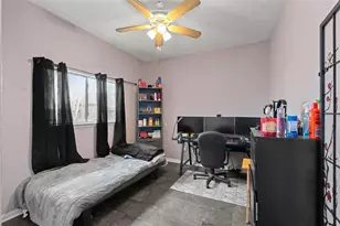 1315 Mission Dr, La Porte, TX 77571 - Photo 17