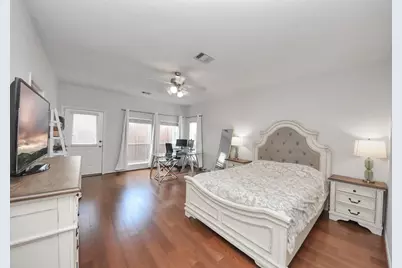 943 W Heights Hollow Lane, Houston, TX 77007 - Photo 5