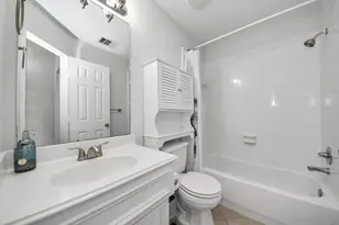 943 W Heights Hollow Ln, Houston, TX 77007 - Photo 19