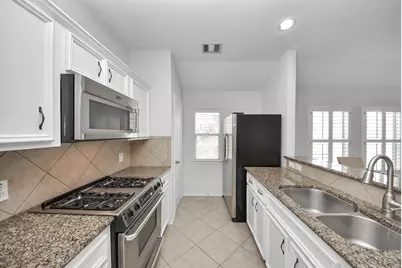943 W Heights Hollow Lane, Houston, TX 77007 - Photo 15