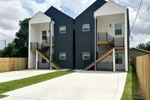 328 Clearwater St, Houston, TX 77029 - Photo 1