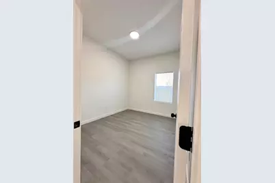 328 Clearwater St, Houston, TX 77029 - Photo 7