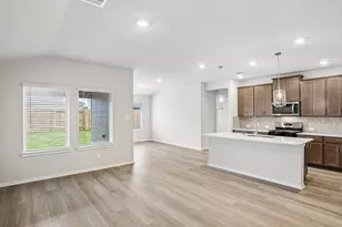 17327 Remington Mdws St, Waller, TX 77484 - Photo 3