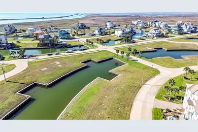 30 Long Key, Hitchcock, TX 77563 - Photo 7