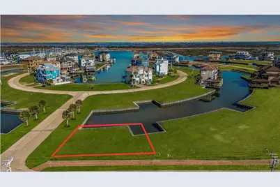 30 Long Key, Hitchcock, TX 77563 - Photo 1