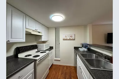 3500 Tangle Brush Drive, The Woodlands, TX 77381 - Photo 7