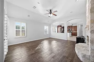 601 Dunlavy Ln, League City, TX 77573 - Photo 9