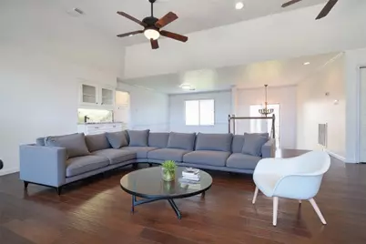 179 April Waters Drive N, Conroe, TX 77356 - Photo 5