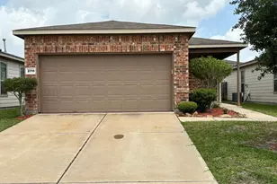 2711 Skyview Long Dr, Houston, TX 77047 - Photo 1