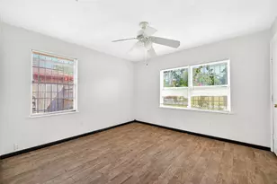 423 Gammon Dr, Houston, TX 77022 - Photo 15