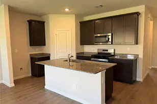 1719 San Jacinto, Brenham, TX 77833 - Photo 3