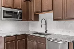 1319 Simpson Valley Ln, Richmond, TX 77469 - Photo 9