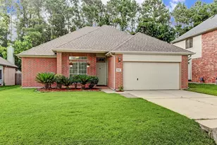 9211 Hidden Lake E Dr E, Magnolia, TX 77354 - Photo 1