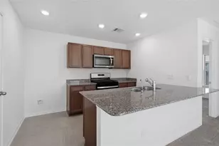 1427 Capitola Ln, Rosharon, TX 77583 - Photo 11