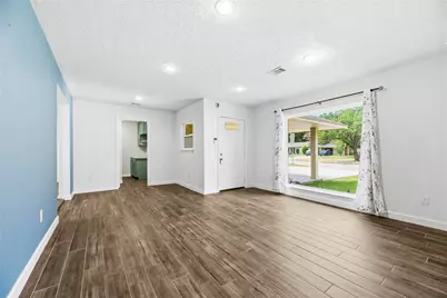 4513 W 43rd Street, Houston, TX 77092 - Photo 3