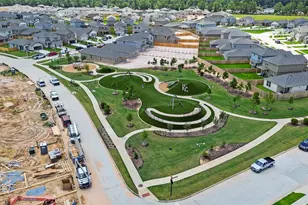 16310 Vivid Creek Ct, Conroe, TX 77302 - Photo 9