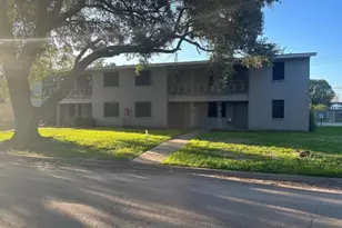 1867 Florida Dr, Seabrook, TX 77586 - Photo 1