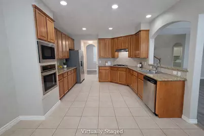 1995 Kingston Cv, League City, TX 77573 - Photo 7