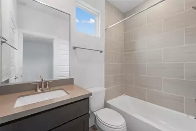 2708 Grand Fountains Drive #E, Houston, TX 77054 - Photo 31