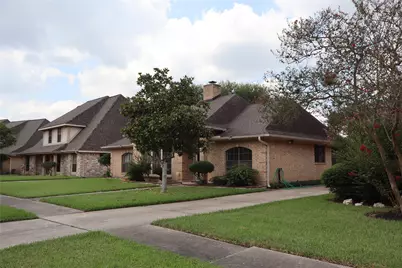 9911 Sagegreen Drive, Houston, TX 77089 - Photo 3