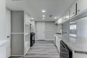 12415 Foxburo Dr, Houston, TX 77065 - Photo 17