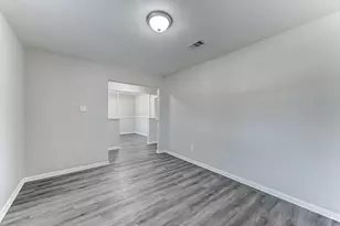 12415 Foxburo Dr, Houston, TX 77065 - Photo 9