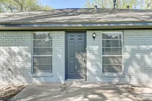 12415 Foxburo Dr, Houston, TX 77065 - Photo 37