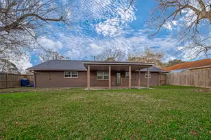 909 Oak Vista Ct, Friendswood, TX 77546 - Photo 39
