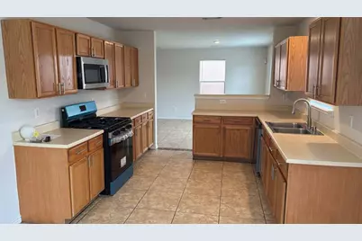 6622 Sutton Meadows Dr, Houston, TX 77086 - Photo 9