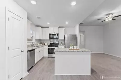 16158 Sugar Falls Drive, Conroe, TX 77303 - Photo 7