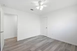 1402 Heathwood Dr, Houston, TX 77077 - Photo 37