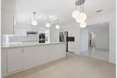 1402 Heathwood Drive, Houston, TX 77077 - Photo 21