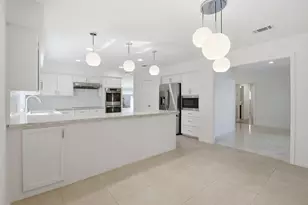 1402 Heathwood Dr, Houston, TX 77077 - Photo 21