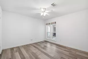 1402 Heathwood Dr, Houston, TX 77077 - Photo 29