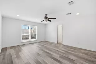 1402 Heathwood Dr, Houston, TX 77077 - Photo 39