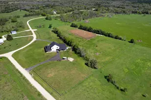 10477 Acacia Ln, Hearne, TX 77859 - Photo 33