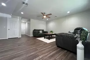 10516 Peck Rd, Lumberton, TX 77657 - Photo 3