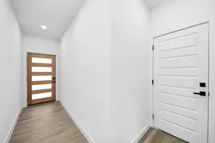 1216 E 34th St, Houston, TX 77022 - Photo 7