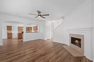2011 Wildbrook Canyon Ln, Katy, TX 77449 - Photo 9