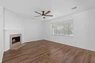 2011 Wildbrook Canyon Ln, Katy, TX 77449 - Photo 7